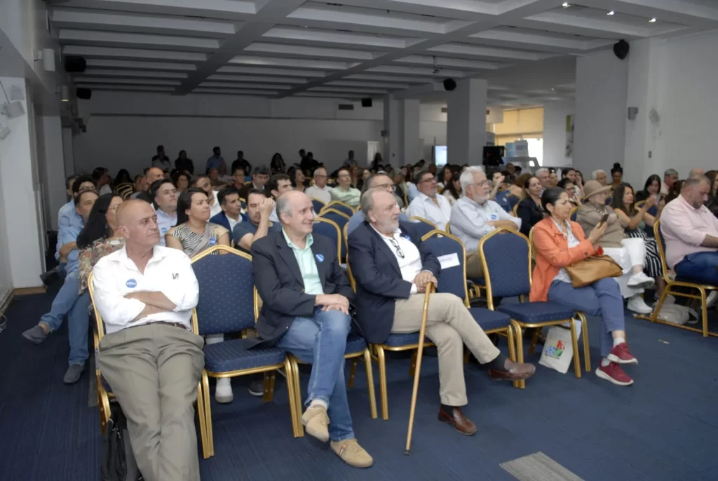 enad-2024-034-1024x686